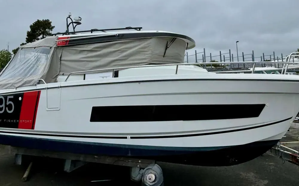slider 8 Jeanneau Merry Fisher 895 Sport