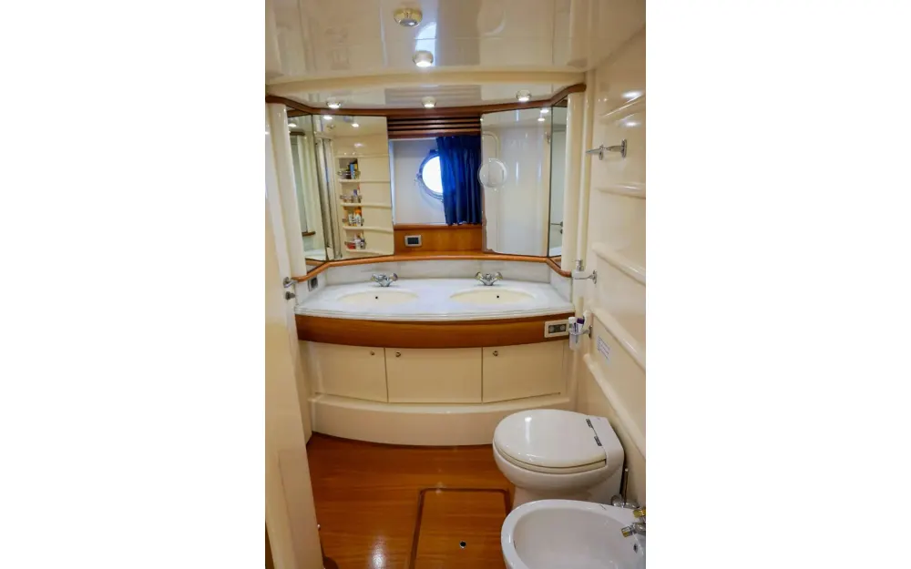 slider 8 Azimut  68