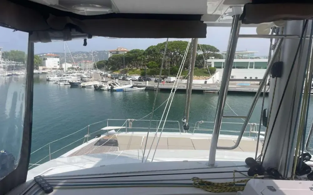 slider 10 Bali Catamarans Bali 5.4