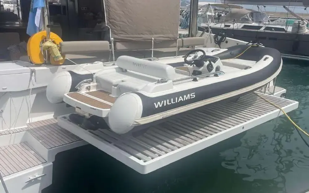 slider 14 Bali Catamarans Bali 5.4