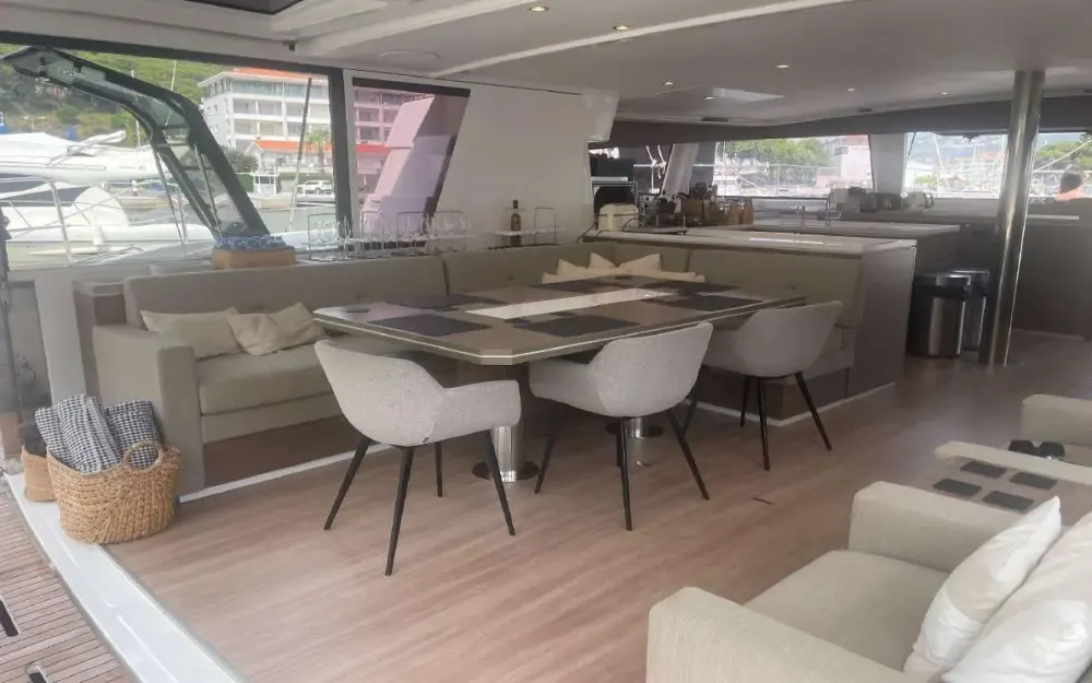 slider 25 Bali Catamarans Bali 5.4