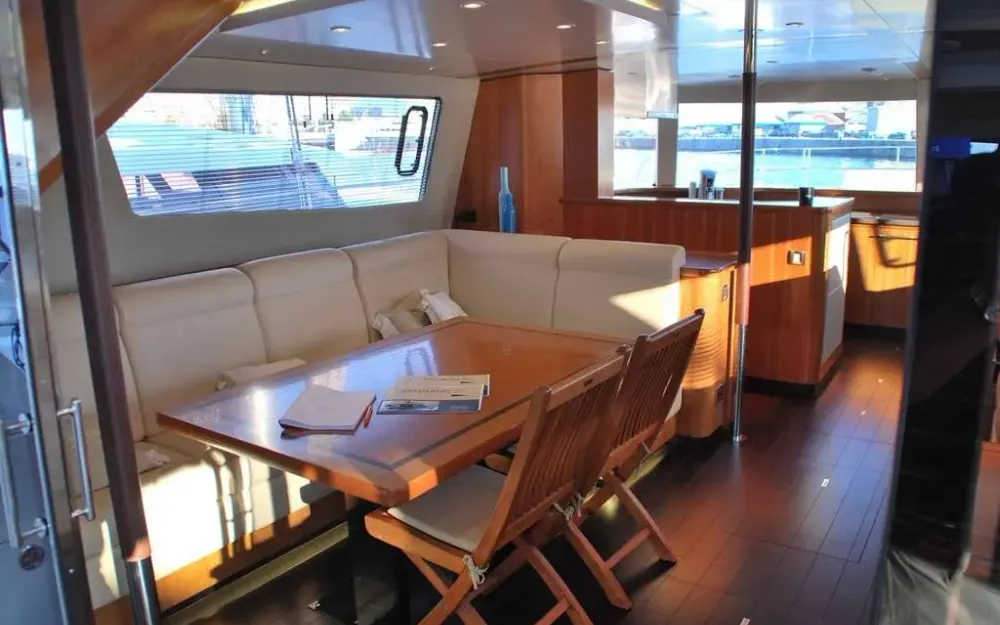slider 103 Fountaine Pajot Queensland 55