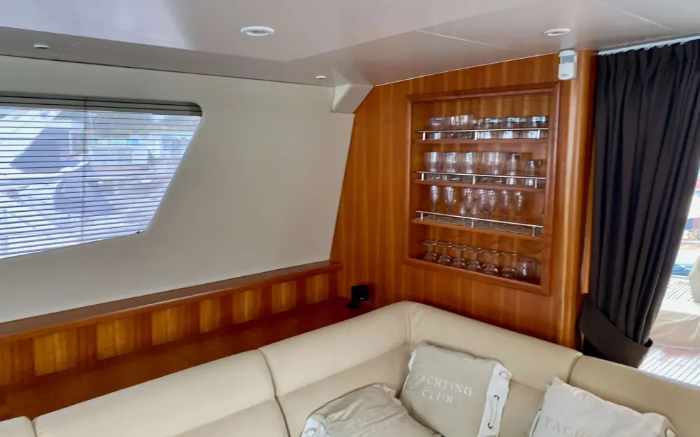 slider 13 Fountaine Pajot Queensland 55
