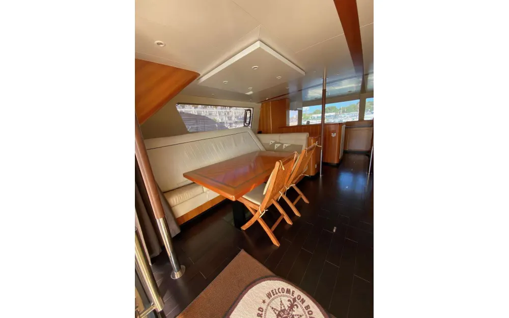 slider 26 Fountaine Pajot Queensland 55