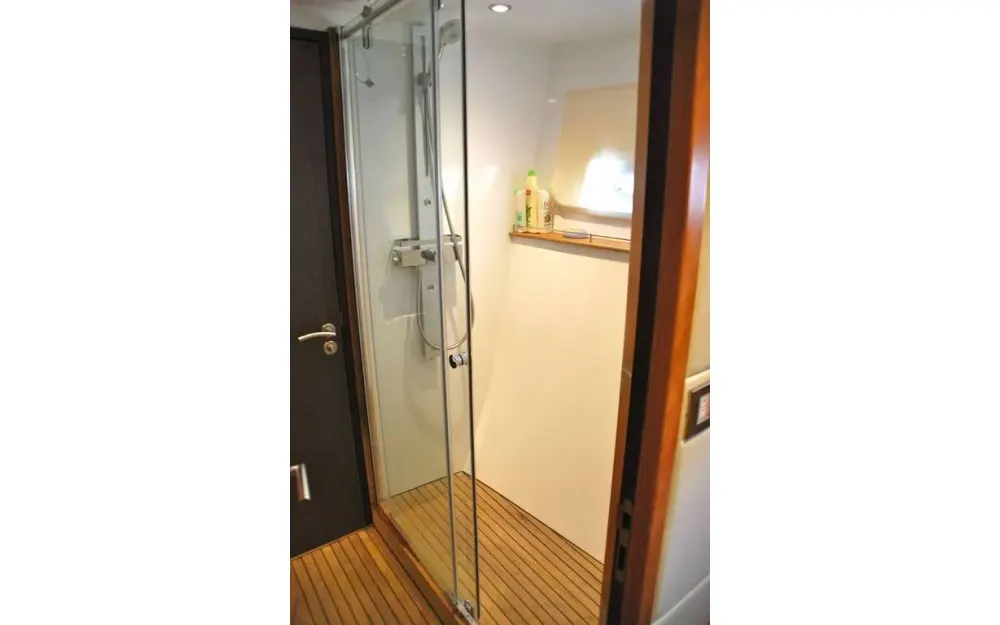 slider 36 Fountaine Pajot Queensland 55