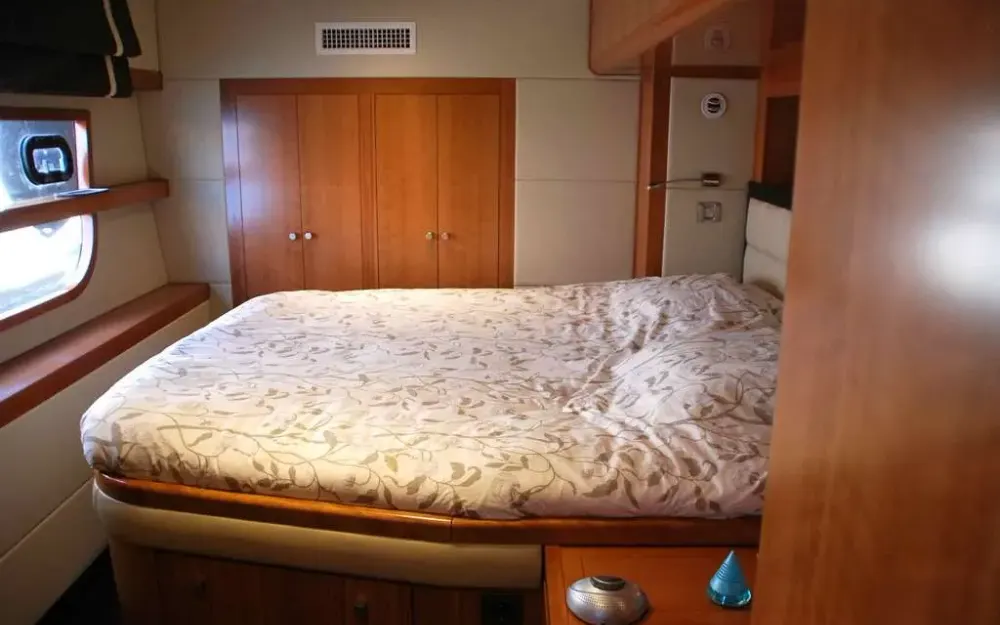 slider 4 Fountaine Pajot Queensland 55