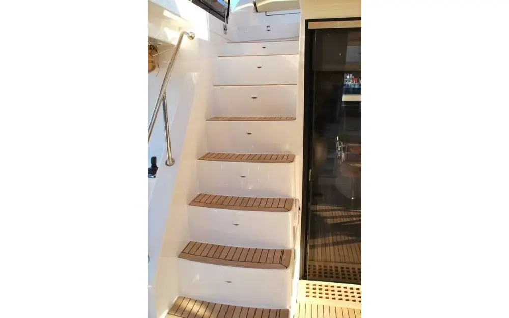 slider 49 Fountaine Pajot Queensland 55