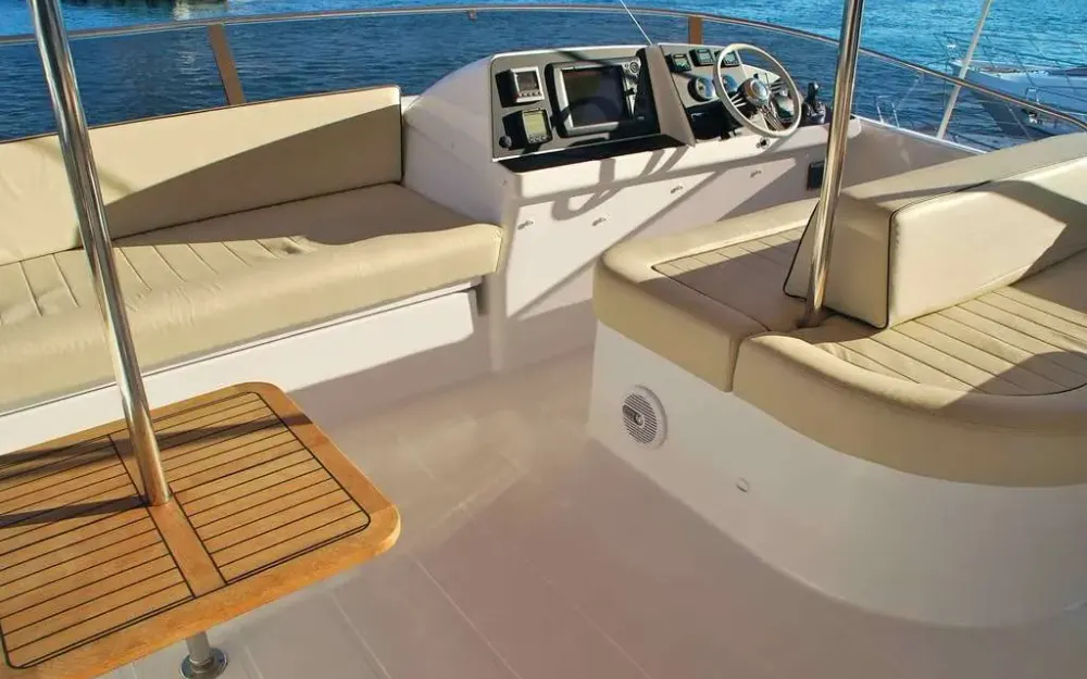 slider 71 Fountaine Pajot Queensland 55