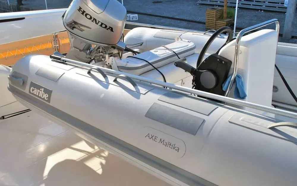 slider 83 Fountaine Pajot Queensland 55