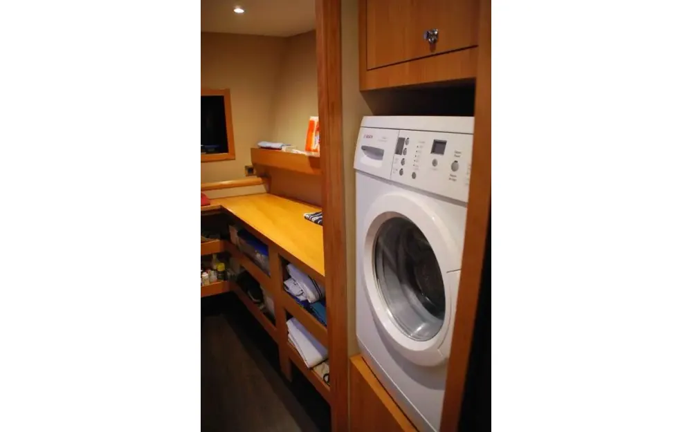slider 85 Fountaine Pajot Queensland 55
