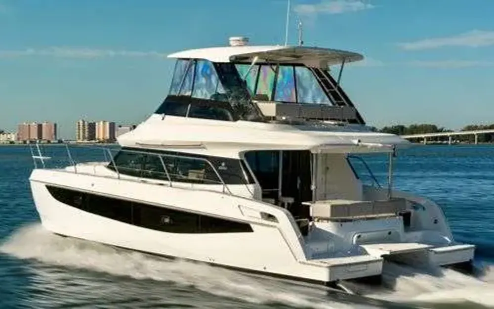 slider 1 Aquila  42 Yacht