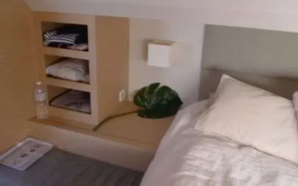 slider 26 Fountaine Pajot My 40
