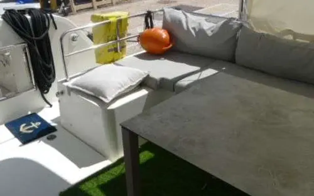 slider 45 Fountaine Pajot My 40