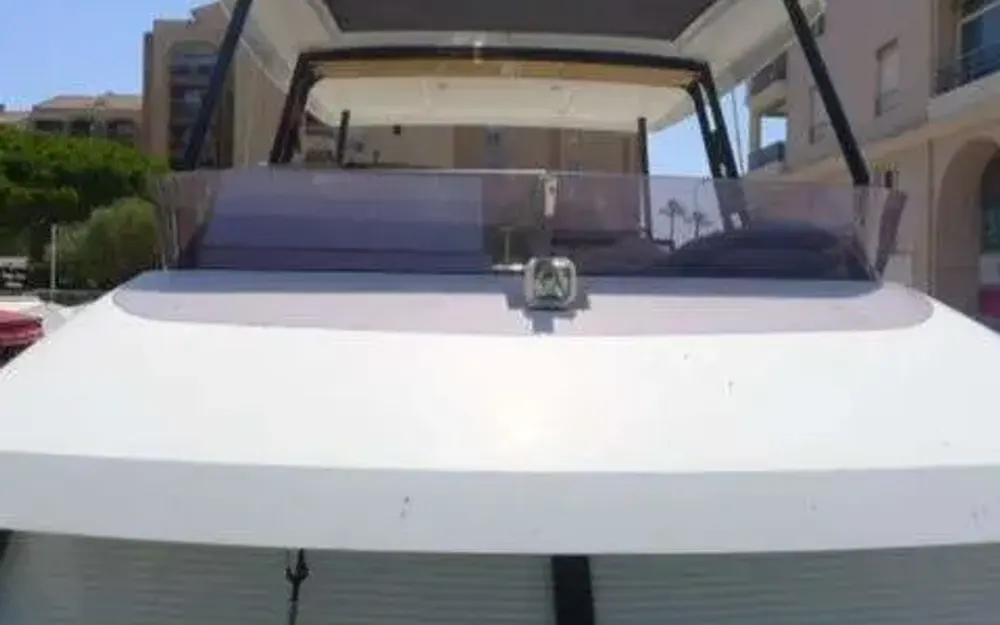 slider 7 Fountaine Pajot My 40
