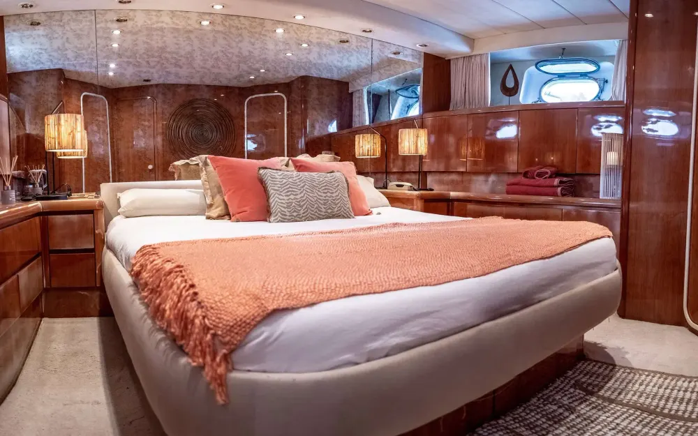 slider 38 Falcon  80