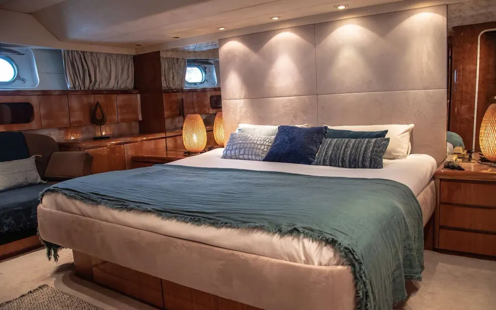 slider 52 Falcon  80