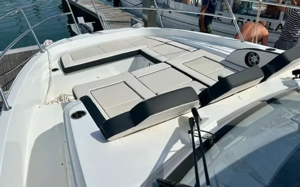 slider 13 Jeanneau Cap Camarat 12.5 WA