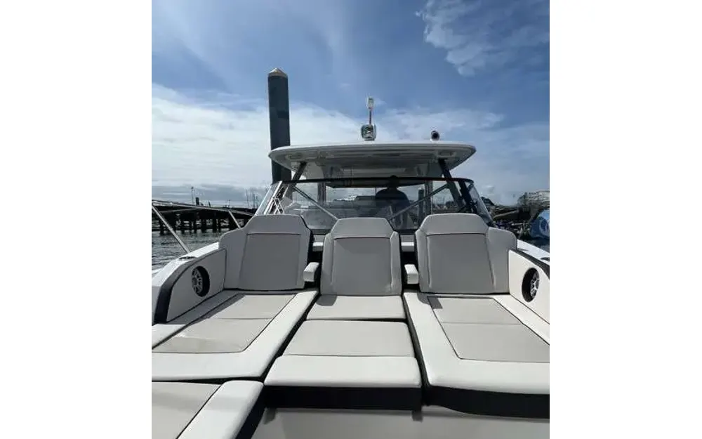 slider 2 Jeanneau Cap Camarat 12.5 WA