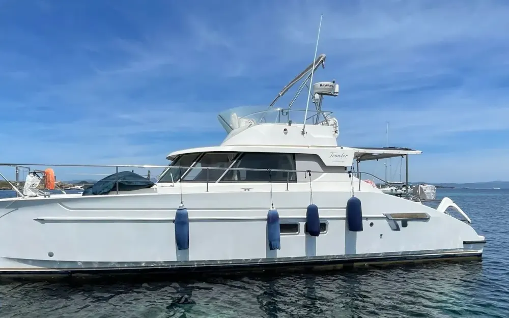 slider 0 Fountaine Pajot Greenland 34