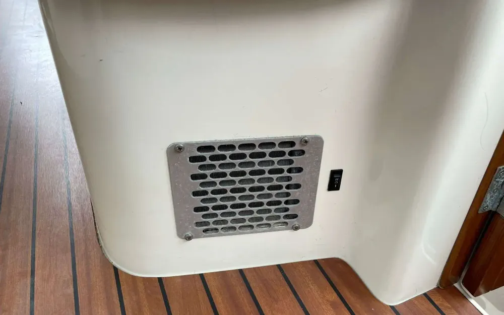 slider 25 Fountaine Pajot Greenland 34