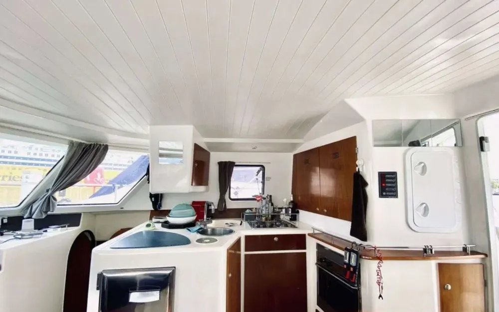 slider 27 Fountaine Pajot Greenland 34