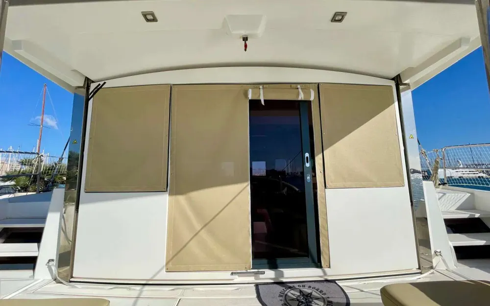 slider 4 Bali Catamarans Bali 4.3