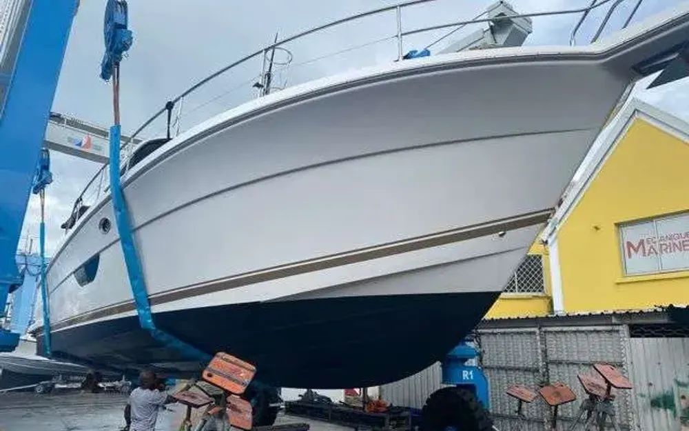 slider 10 Riviera  4400 Sport Yacht