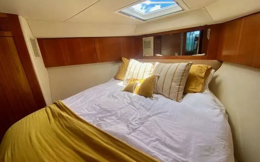 slider 21 Riviera  4400 Sport Yacht