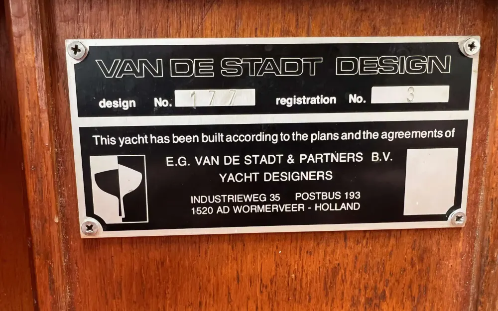 slider 60 Van De Stadt Stormy 55