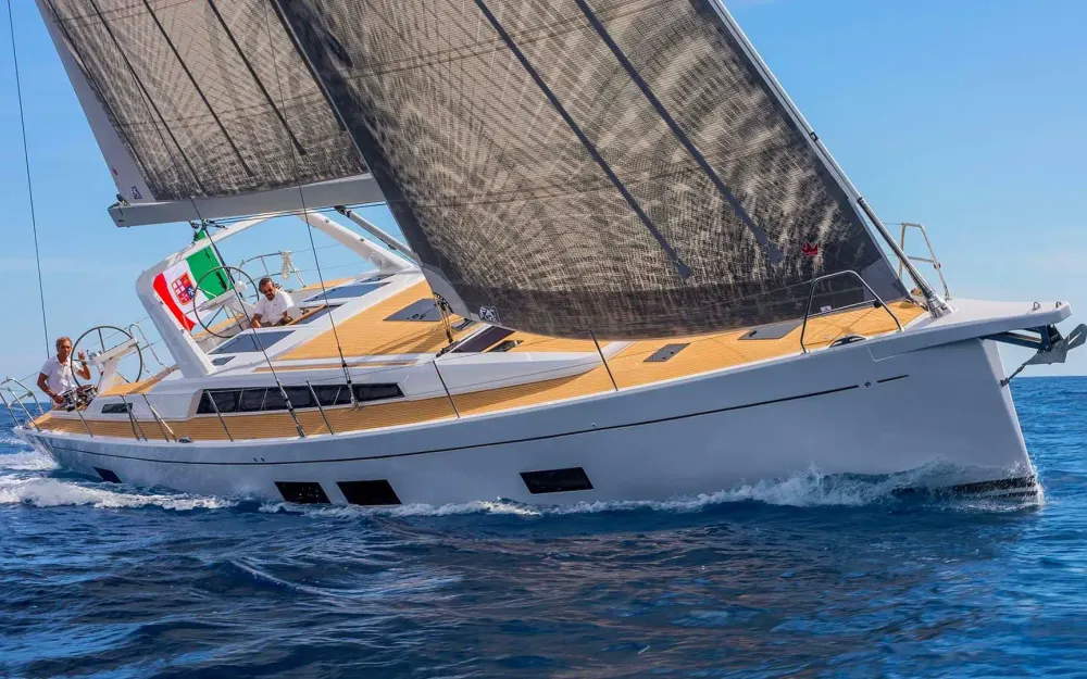 slider 0 Grand Soleil  52 LC