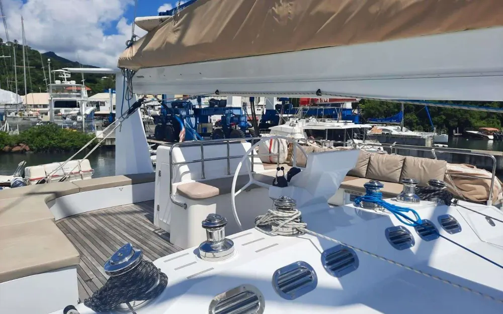 slider 7 Squalt Marine International CK64