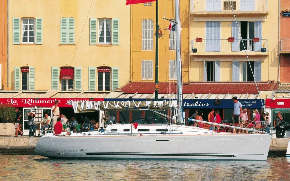 BeneteauFirst 40