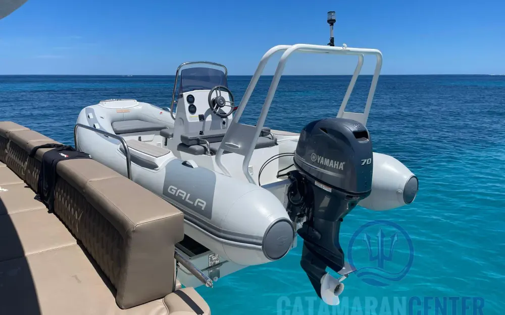 slider 15 Lagoon  630 Motor Yacht