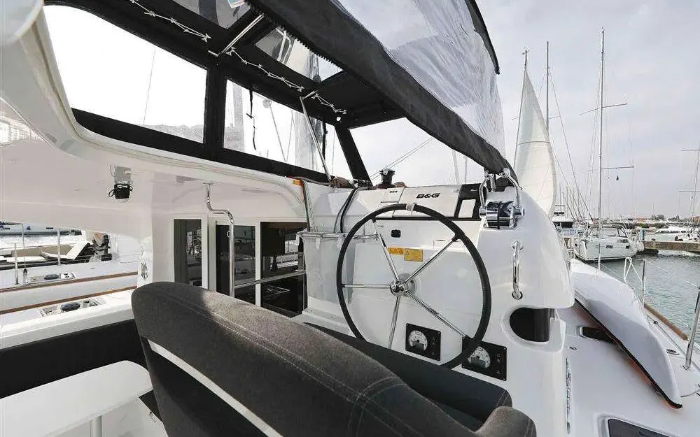 slider 16 Lagoon  40
