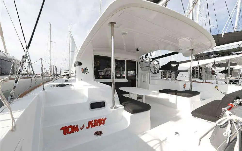 slider 5 Lagoon  40