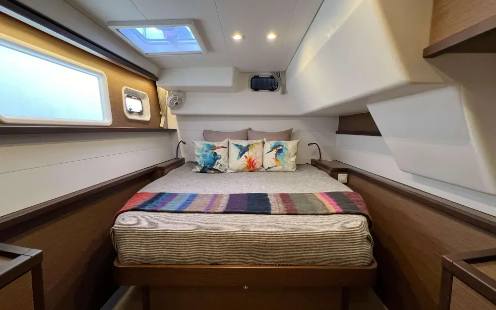 slider 3 Lagoon  450 Sport Top