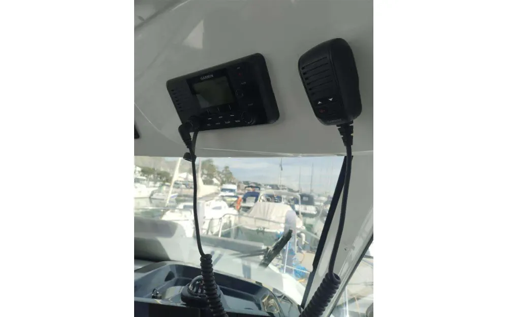 slider 9 Beneteau Antares Serie 9