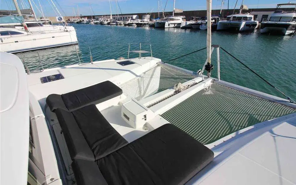 slider 14 Lagoon  46