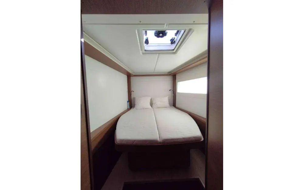 slider 1 Lagoon  46