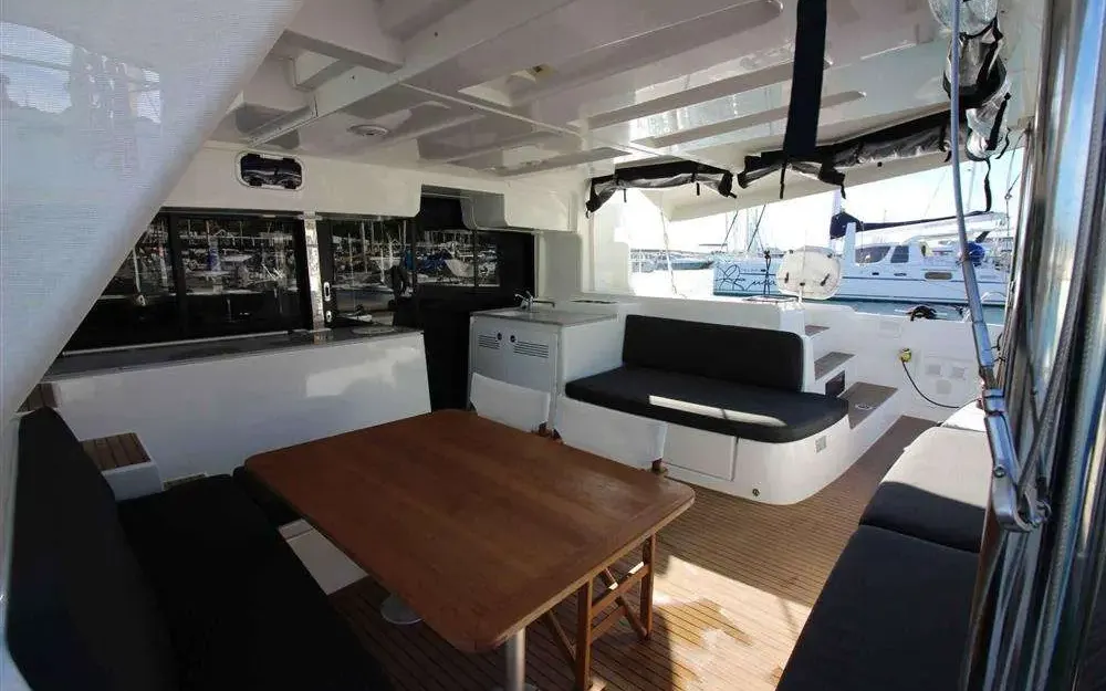 slider 8 Lagoon  46
