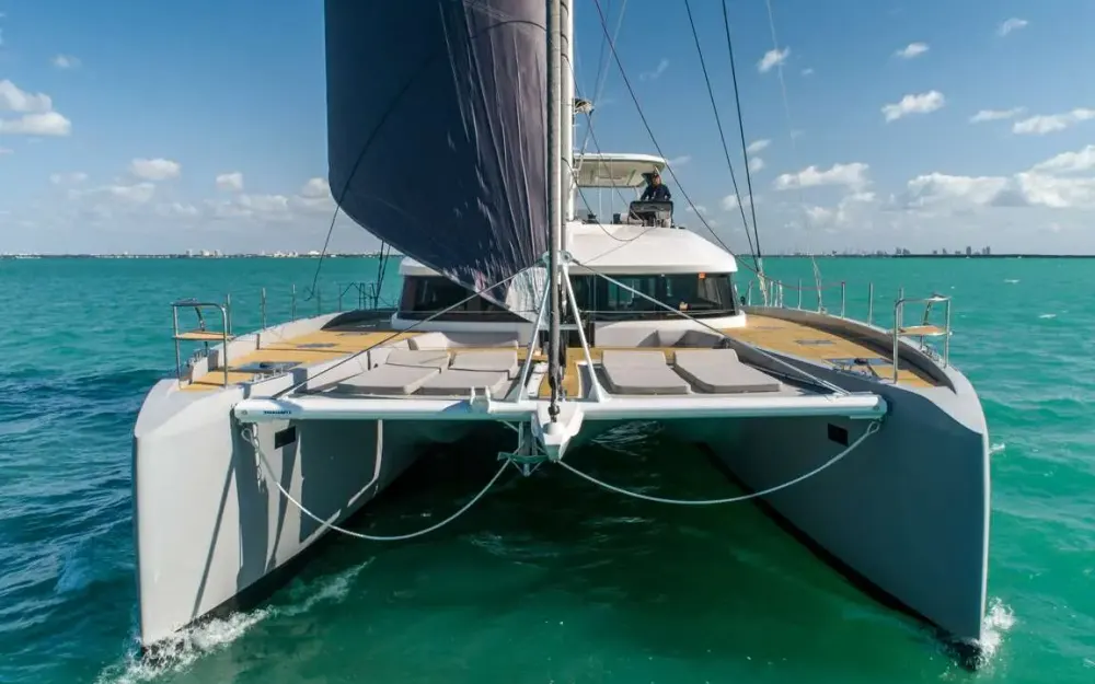 slider 52 Lagoon Seventy 7