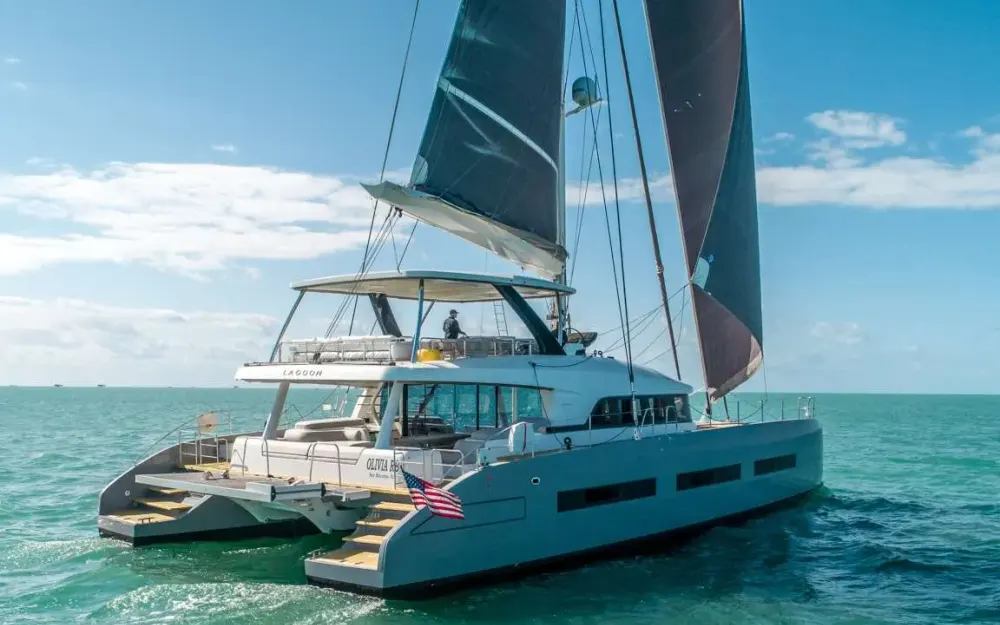slider 54 Lagoon Seventy 7