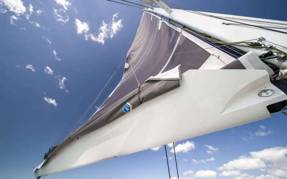 slider 55 Lagoon Seventy 7