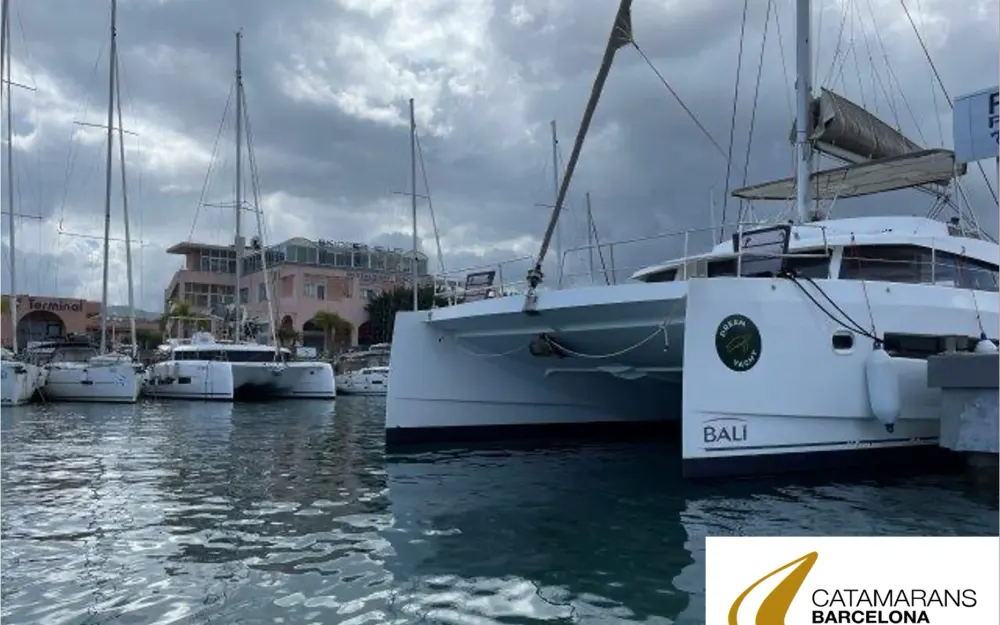 slider 0 Bali Catamarans Bali 5.4
