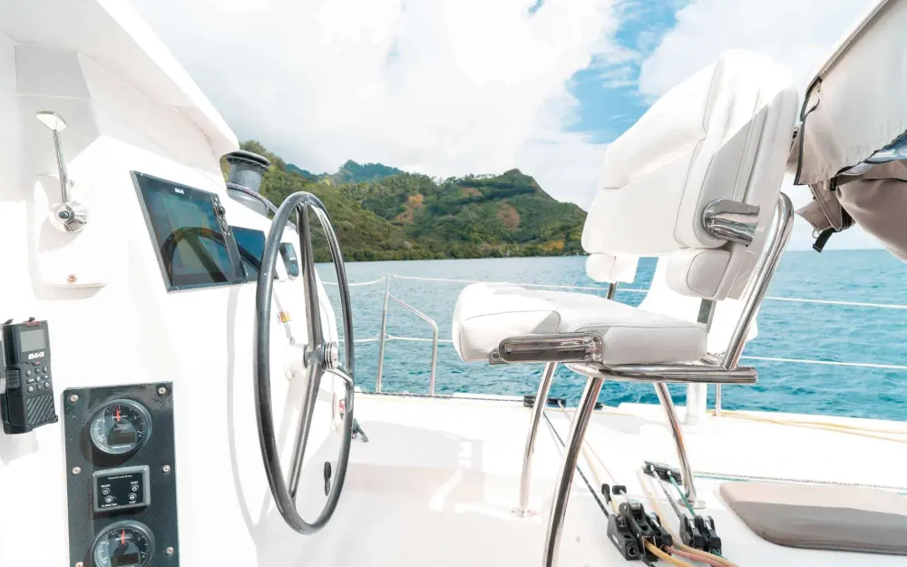 slider 13 Outremer  51