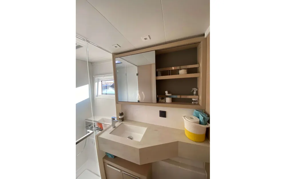 slider 22 Lagoon  46