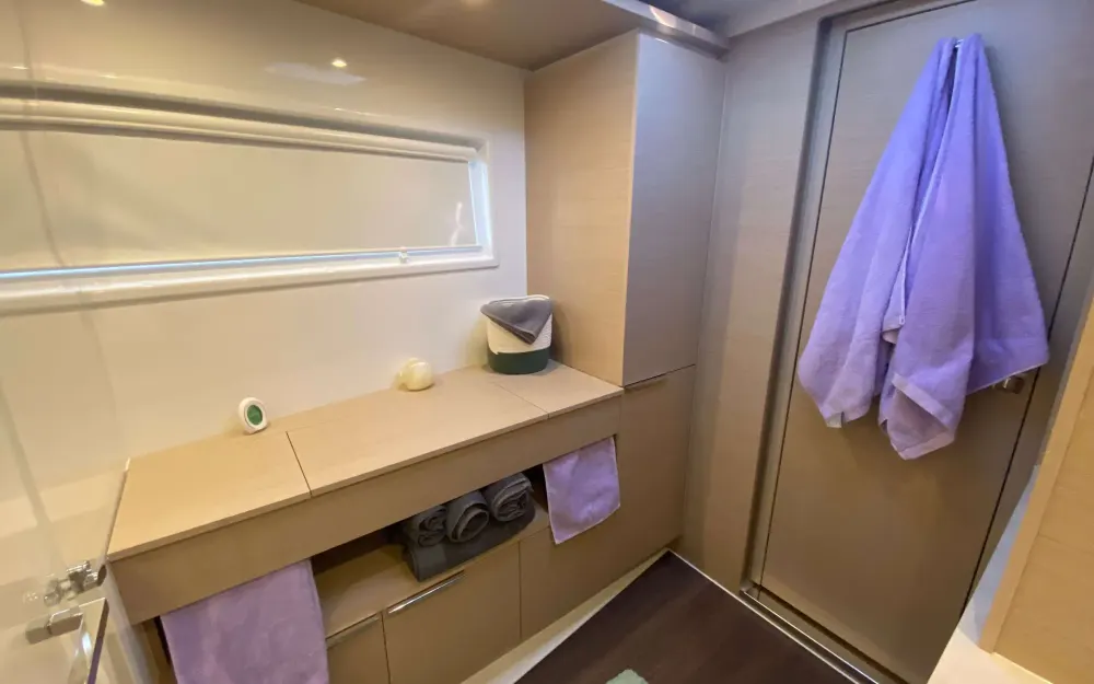 slider 26 Lagoon  46