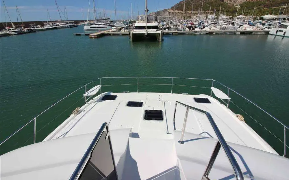 slider 17 Aquila  42 Yacht