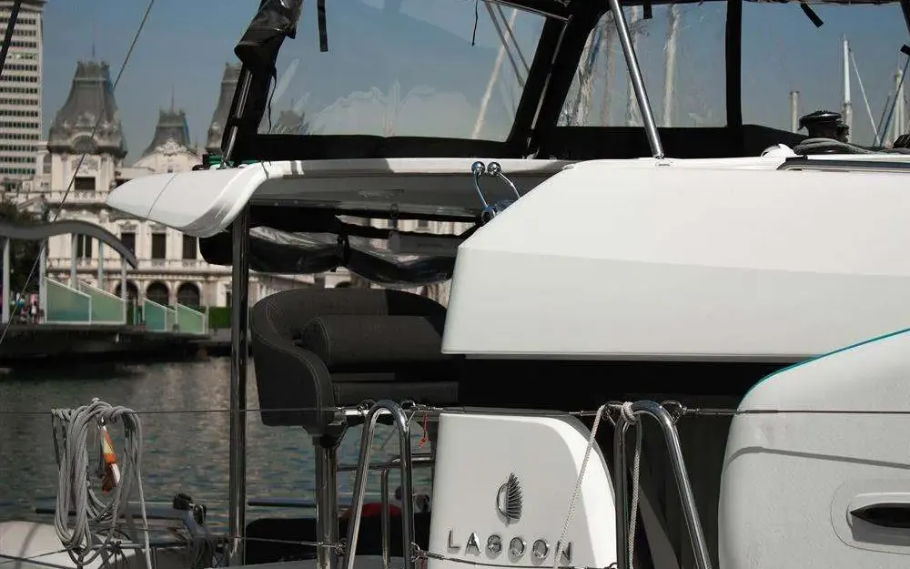 slider 14 Lagoon  40