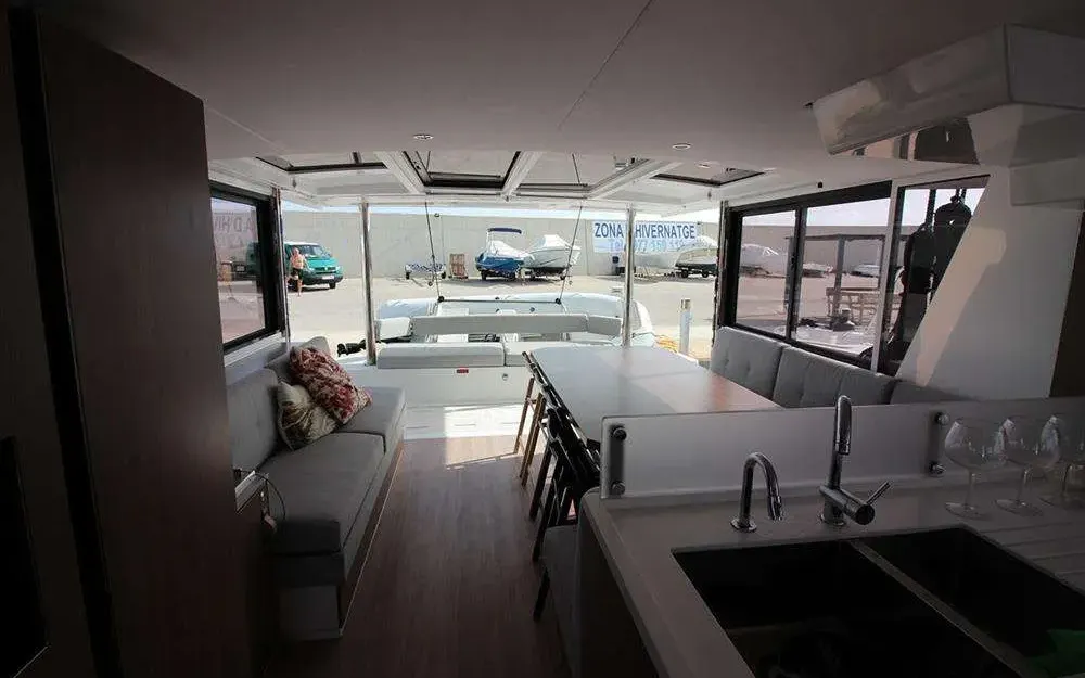 slider 8 Bali Catamarans Bali 4.6
